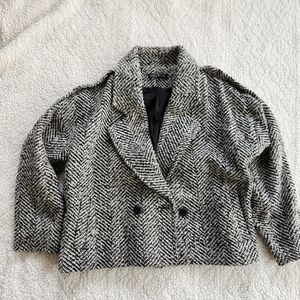 Blush noir size medium womens 50% wool 50% polyester black and white bla…